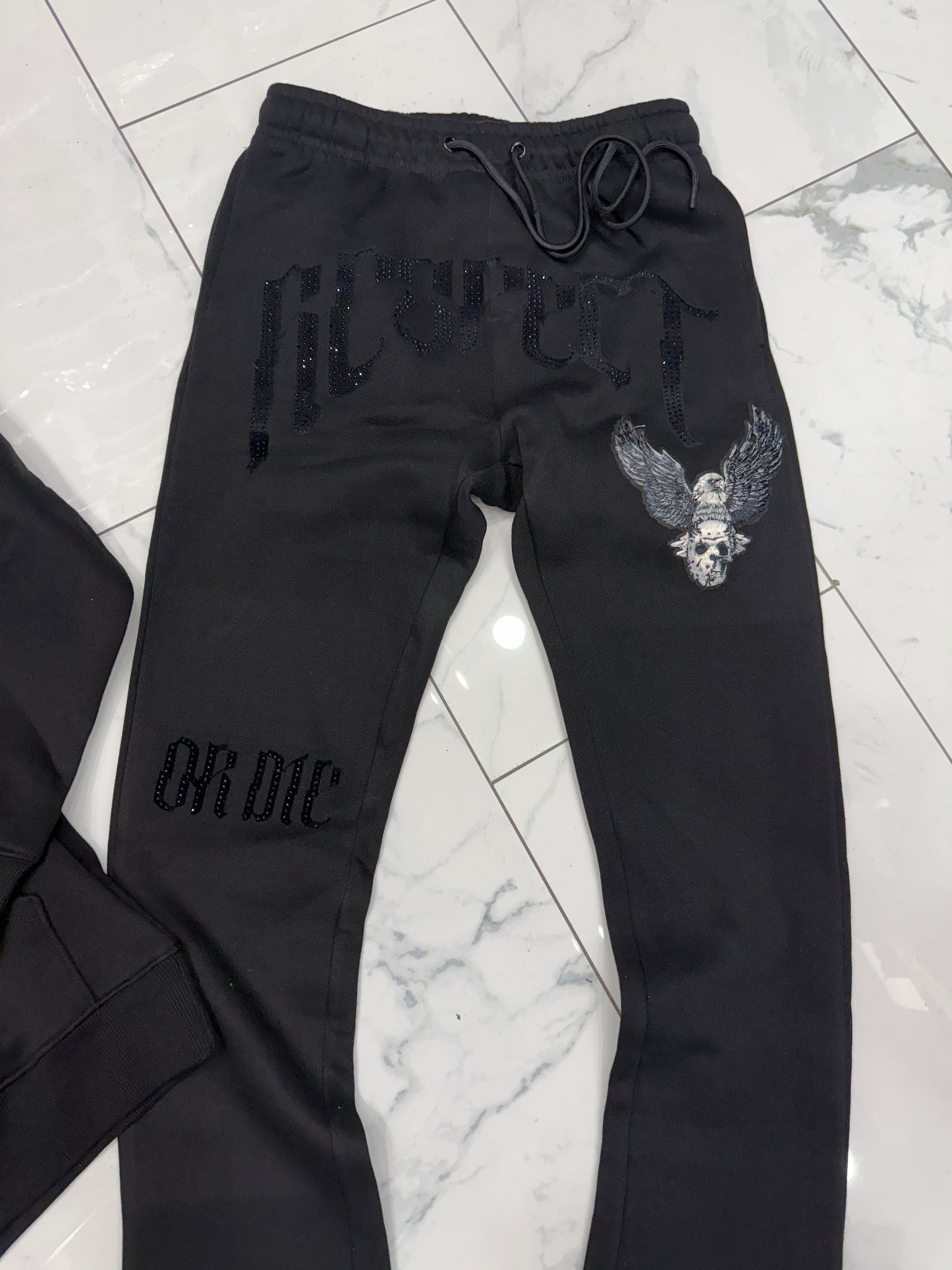 Roku Respect Or Die Stacked Fit Sweatsuit U