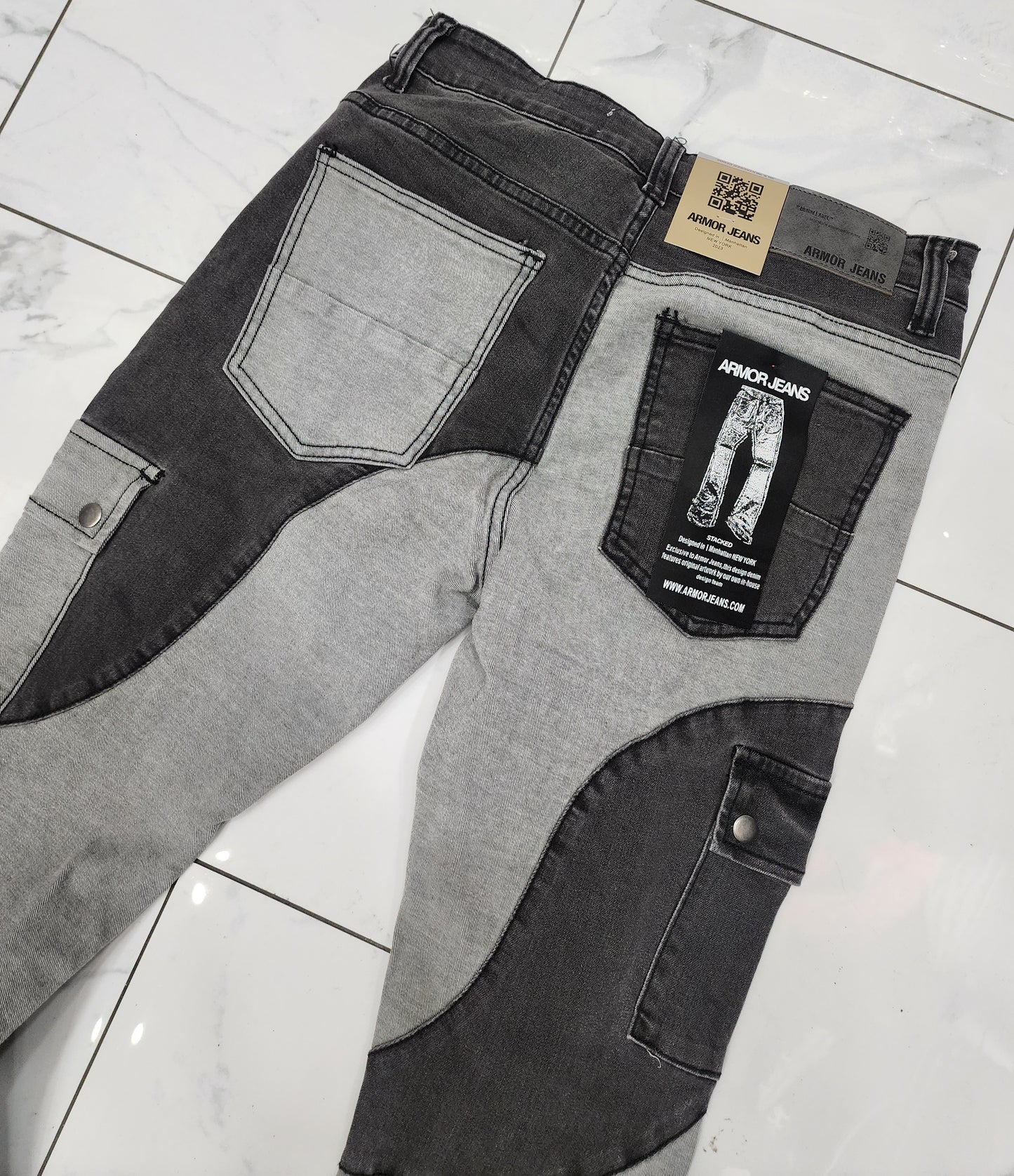 Armor Color Block Mid-Rise Stacked Light Grey Jeans U