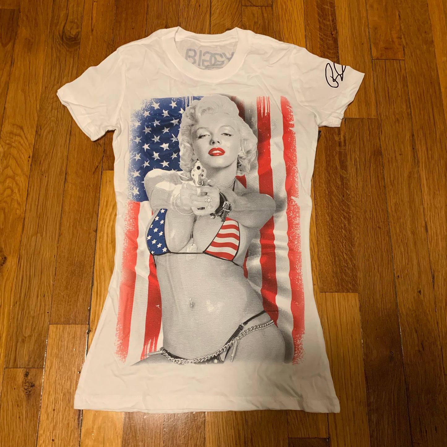 Marilyn Monroe Tee U (FINAL SALE)