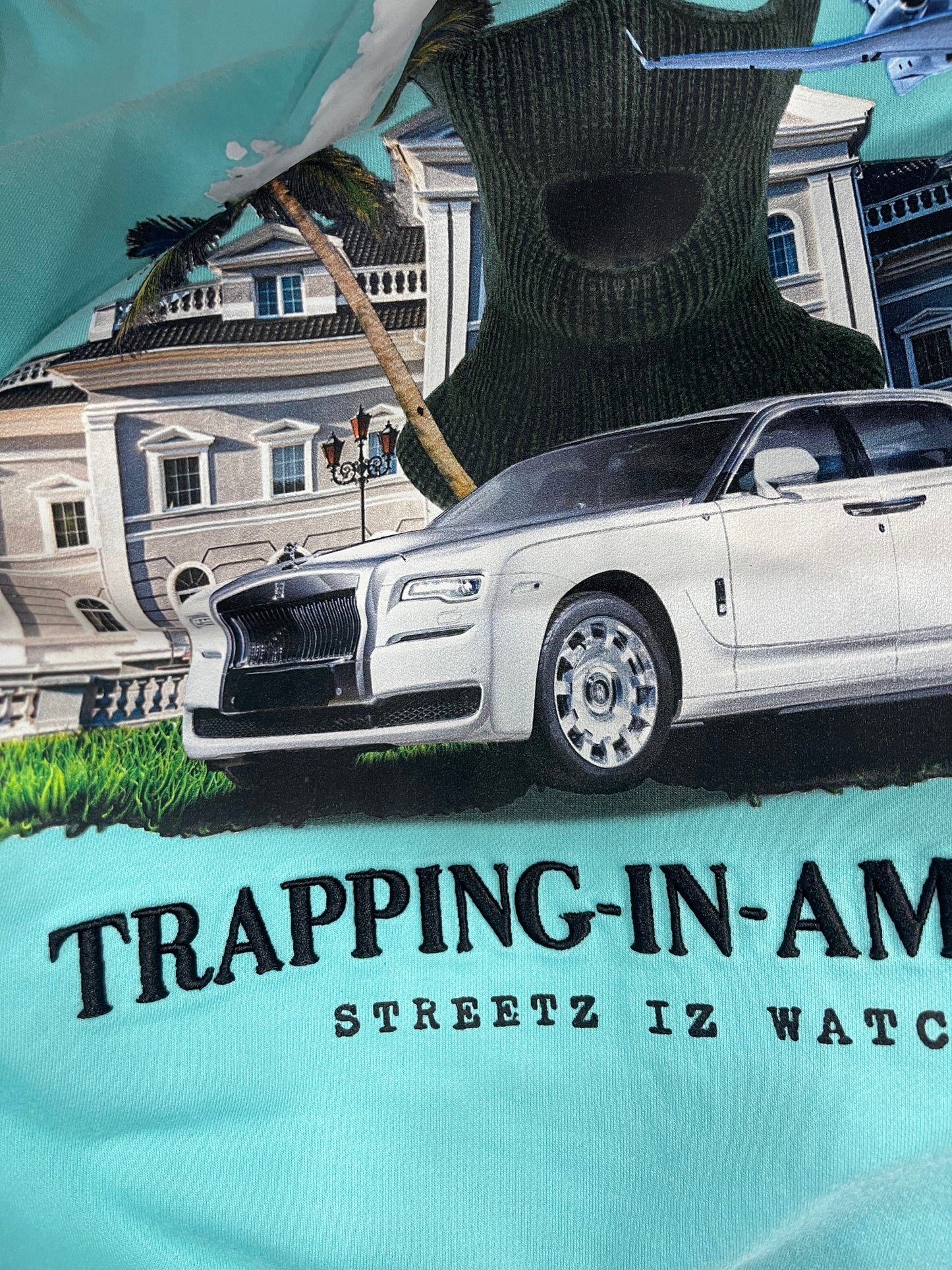 Streetz Iz Watchin Mint Trapping In America T-Shirt U