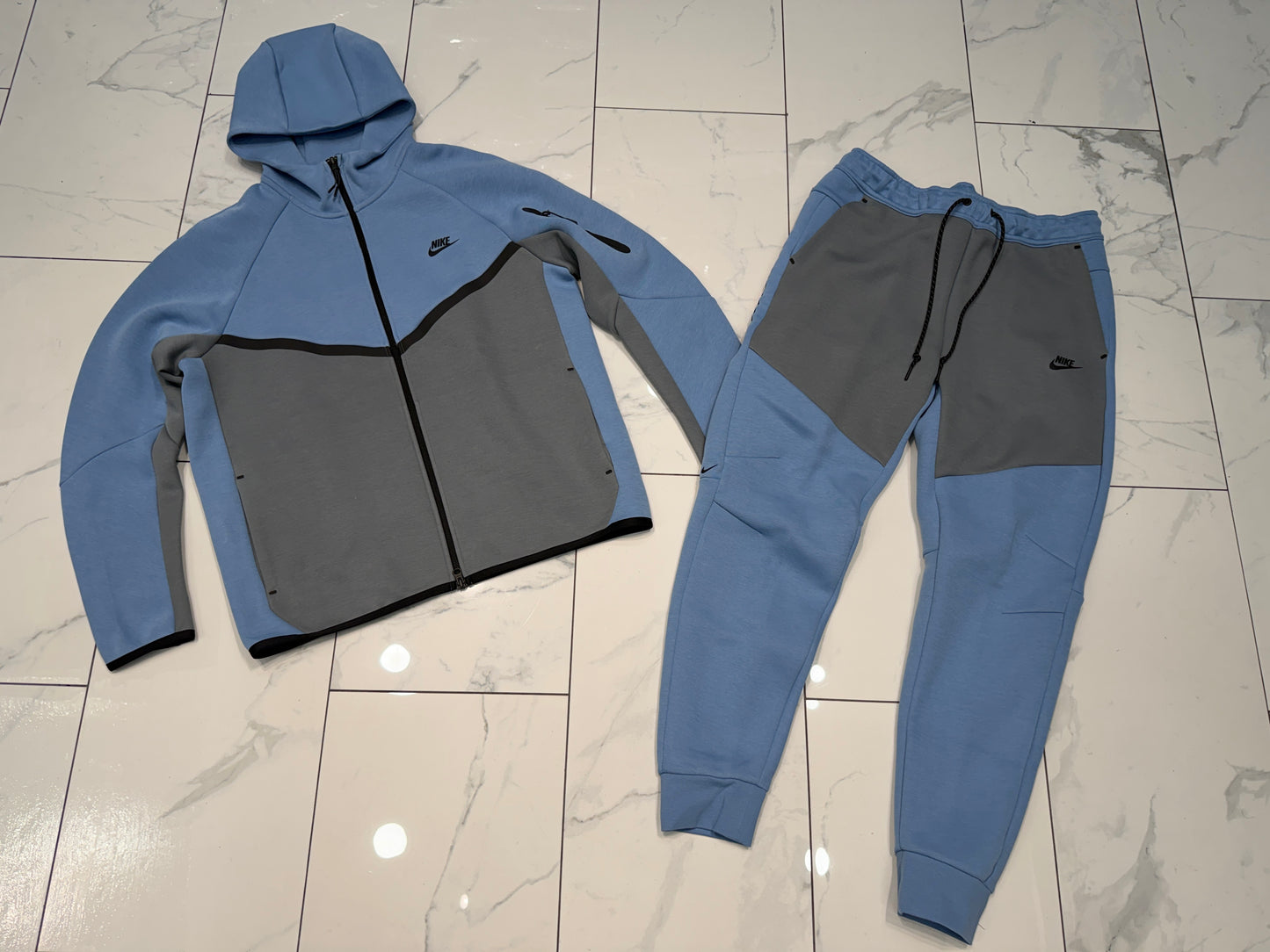 Nike Men's Tech Fleece Zip Hoodie & Pants Set (Blue/Grey)