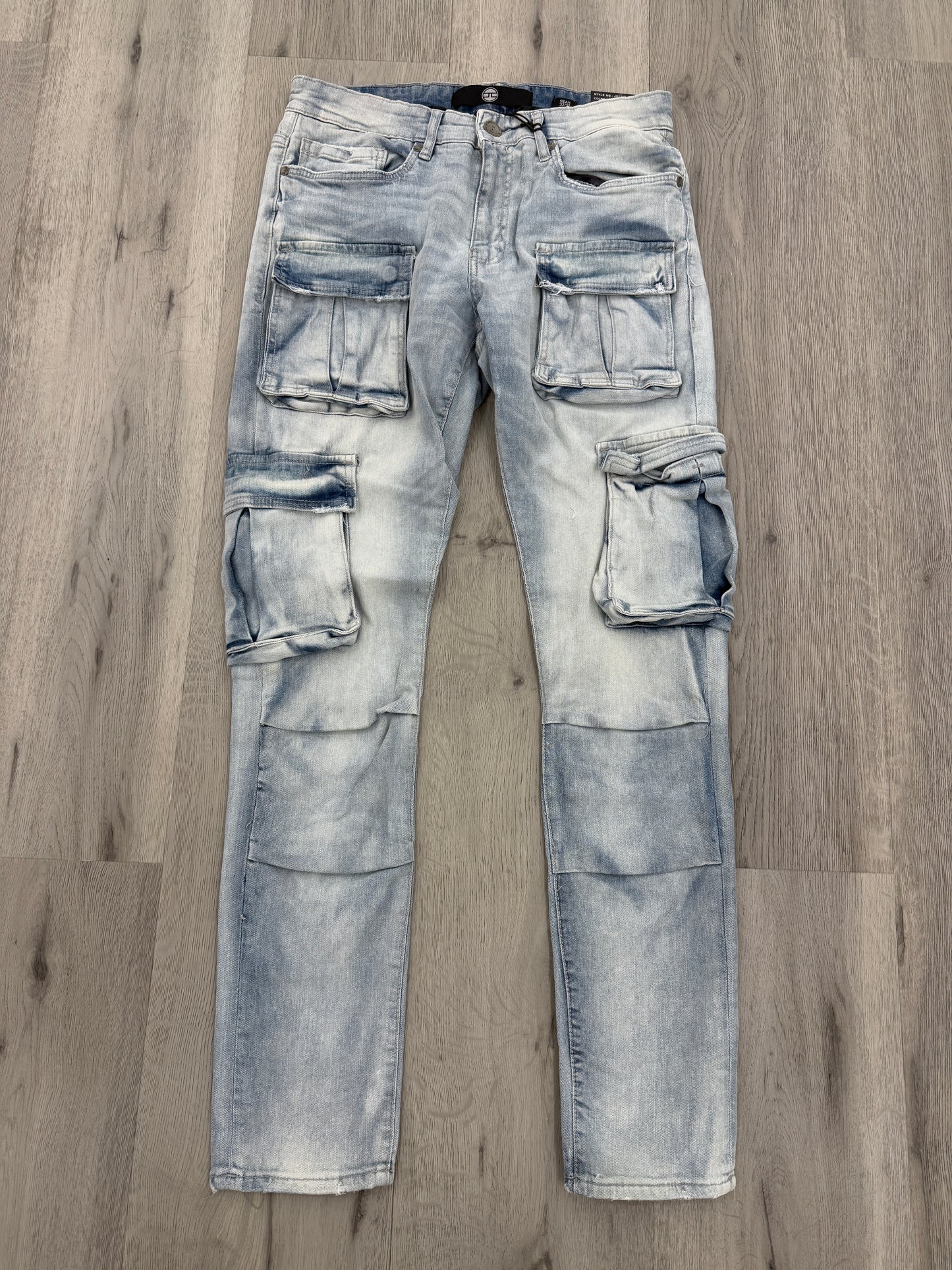 Jordan Denim w/ Cargo Pockets Slim Taper Fit Jeans (Iced White)