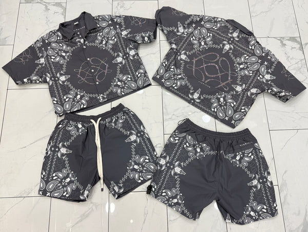 Vie Riche Reversible Paisley Set U