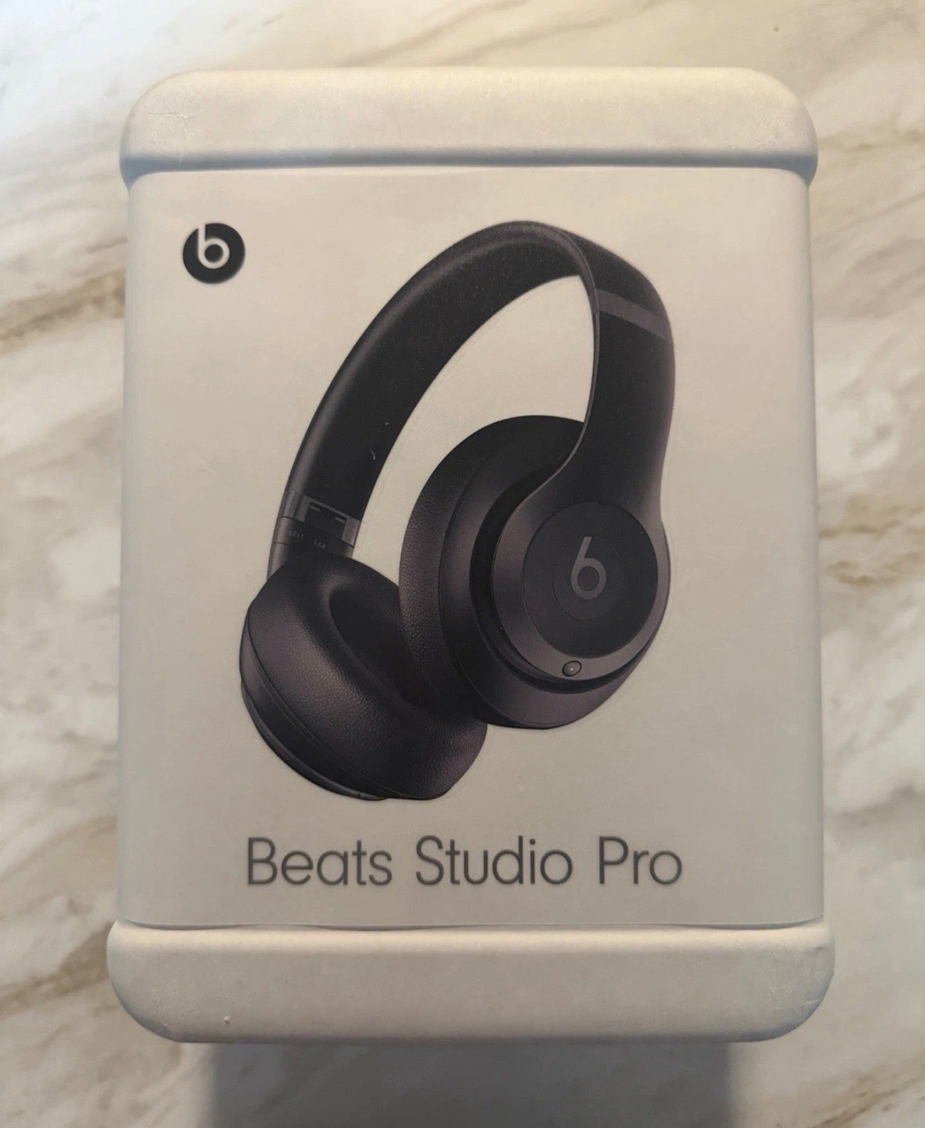 Beats by Dr. Dre - Beats Studio Pro Wireless Noise Cancelling Over-the-Ear Headphones (Black)
