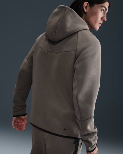 Nike Men's Tech Fleece Zip Hoodie & Pants Set (Cave Stone/Black)