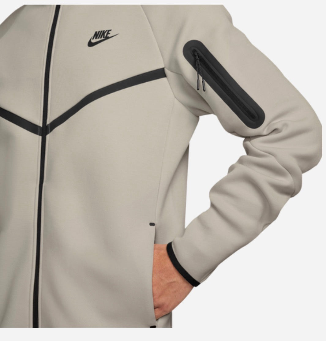 Nike Men's Tech Fleece Zip Hoodie & Pants Set (Beige)