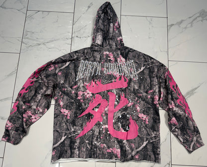 Verselli Camo w/Pink Floral Rhinestone Samurai Graphic Pullover Hoodie (Read Description)
