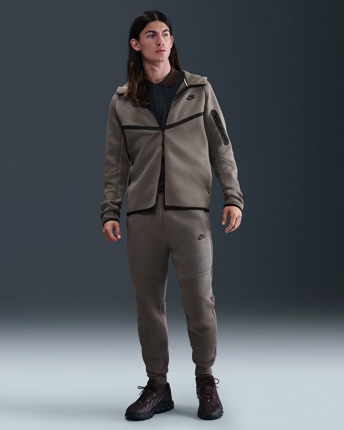 Nike Men's Tech Fleece Zip Hoodie & Pants Set (Cave Stone/Black) — cave stone and black set, front on model