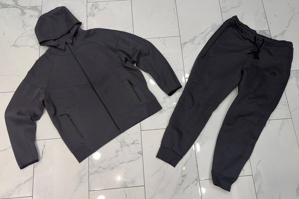 Nike Men's Tech Fleece Zip Hoodie & Pants Set (Charcoal)