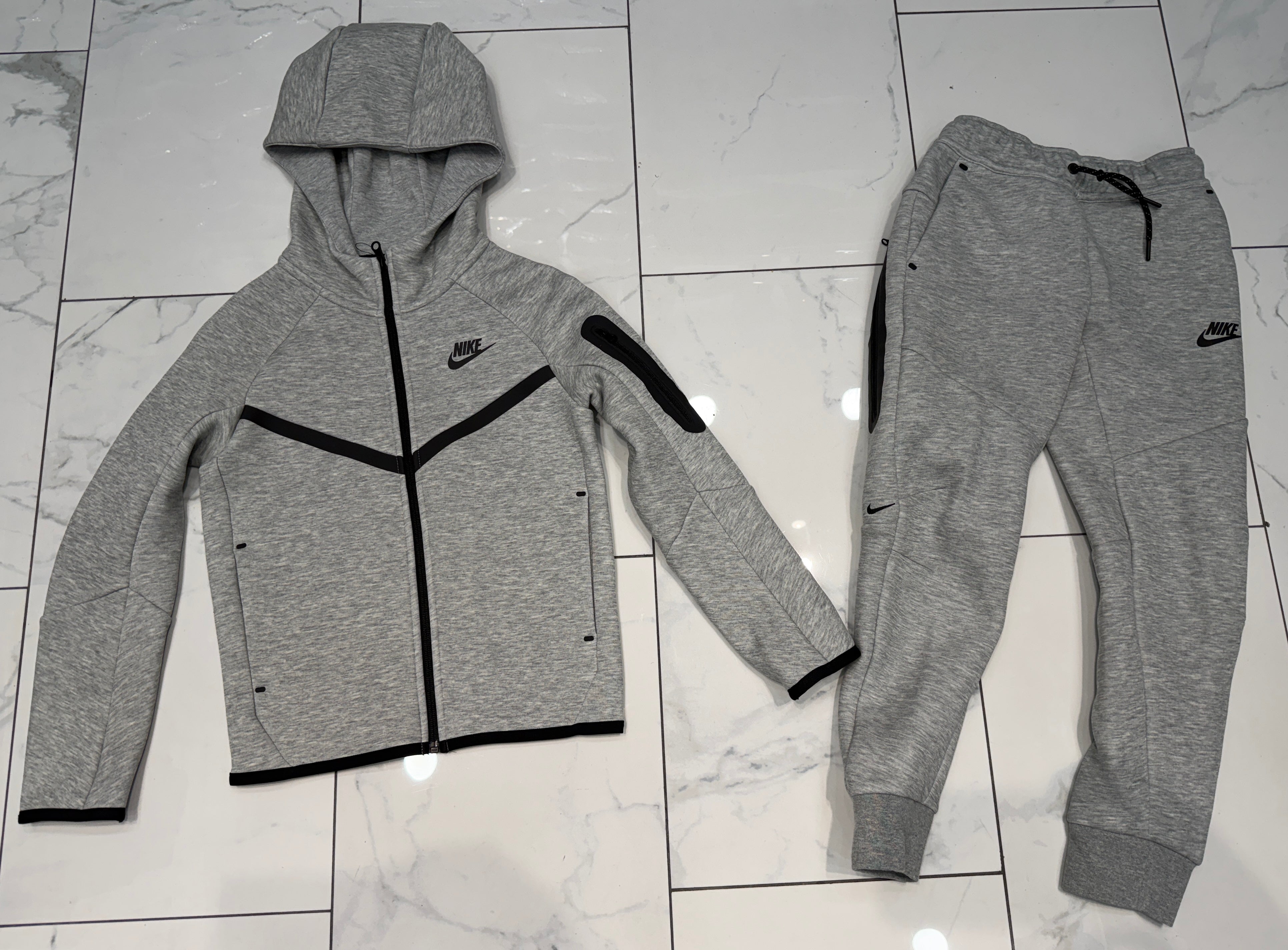 Authentic Big Kids Nike Tech Fleece Full Zip Hoodie & Pants Set