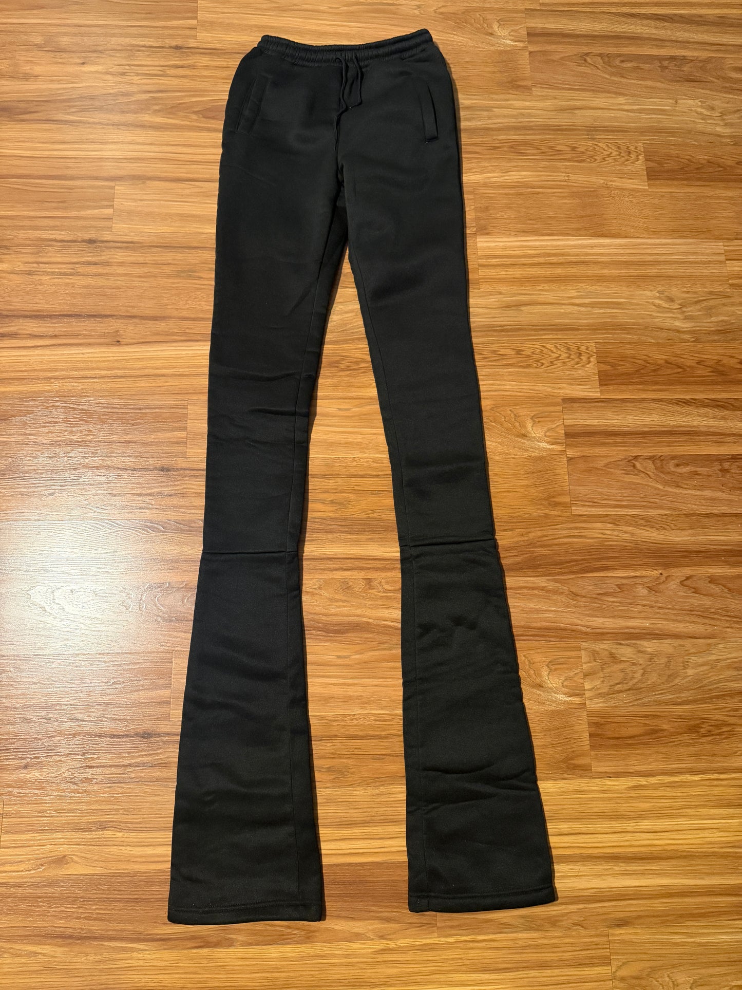 Moe Stacked Sweatpants (Black) U