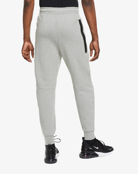 Nike Sportswear Tech Fleece Joggers (READ DESCRIPTION)