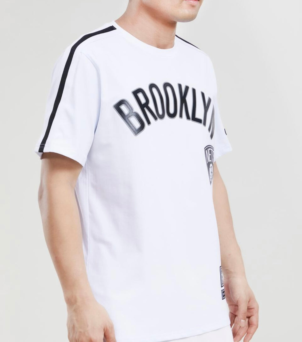 Brooklyn Nets Logo Pro Team Taping Shirt U