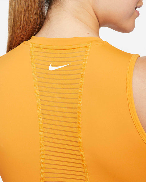 Nike Women’s Pro Dri-FIT High-Rise Pocket Leggings w/ Matching Crop Tank