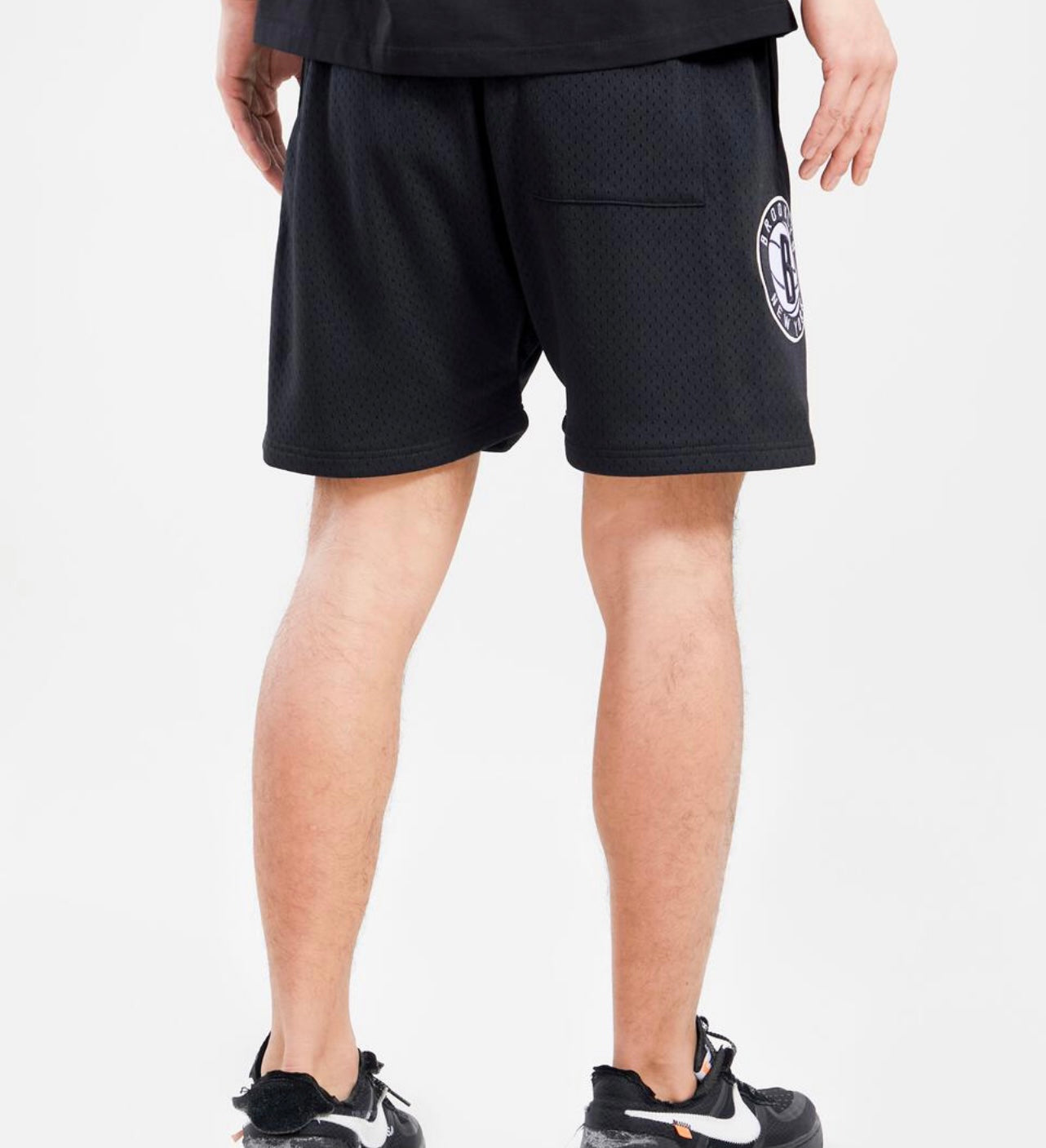 Pro Standard Brooklyn Nets Black Mesh Shorts U