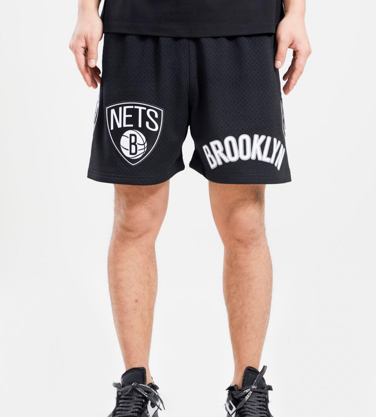 Pro Standard Brooklyn Nets Black Mesh Shorts U