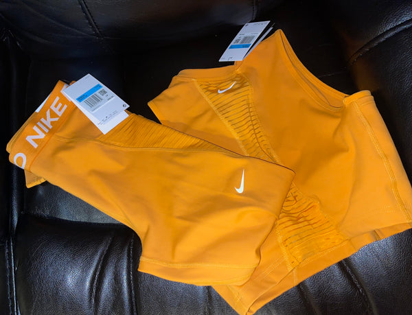 Nike Women’s Pro Dri-FIT High-Rise Pocket Leggings w/ Matching Crop Tank