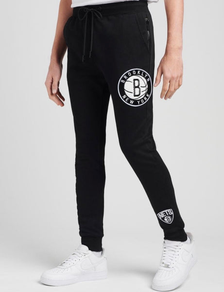 Brooklyn Nets Pro Standard Sweatsuit
