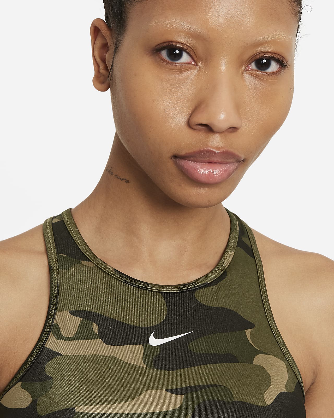 Innecesario Cruel Conmoción Nike Dri-FIT Swoosh Women's Medium-Support 1-Piece Pad High-Neck Sport –  Get Fly NYC