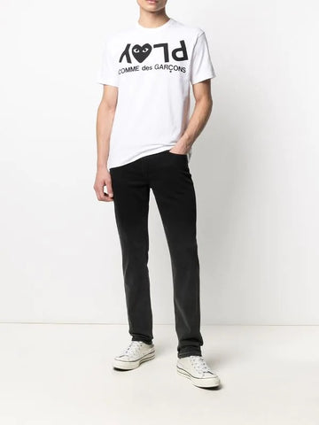 Comme des garçons Play  Logo Print T-Shirt (SLIM FIT — READ BELOW)